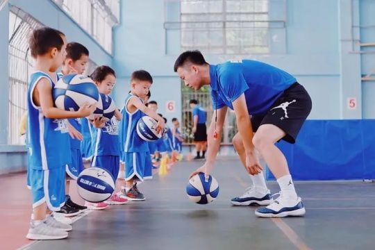 徐州篮球培训加盟轮播图-3